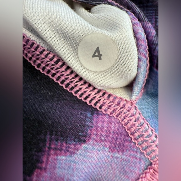 Lululemon Women’s Athletic Leggings Size 4 - Picture 7 of 10